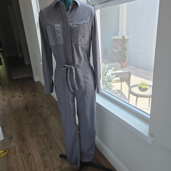 White House Black Market Pants - White House Black Market Jumpsuit Womens 4 Gray Utility Cargo Long Sleeve Chic